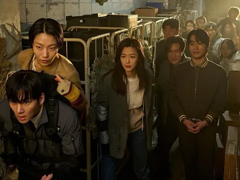 Jun Ji Hyun ăn mừng phim mới thắng lớn