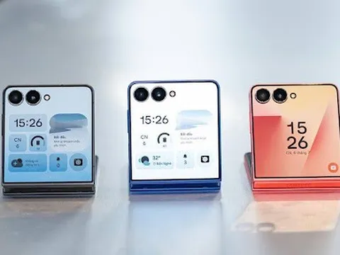 Trên tay Samsung Z Flip 7: Vẫn đẹp, vẫn gọn, nhưng liệu có ngon?