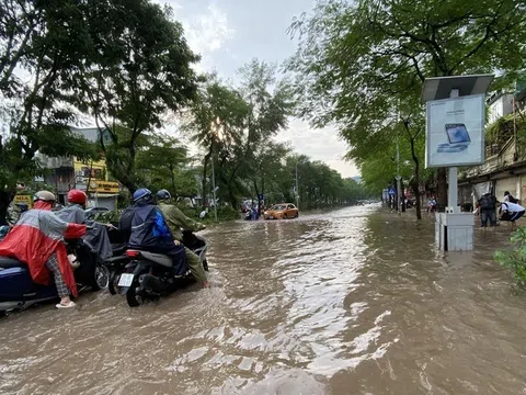 Thời tiết đêm 16/9: Thủ đô Hà Nội khả năng mưa dông gây ngập lụt đô thị