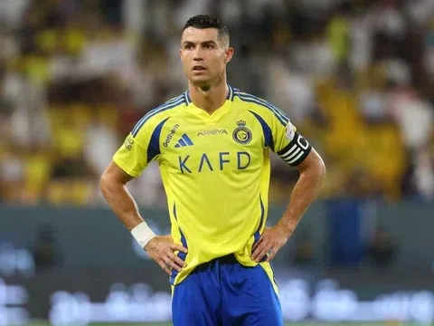 Ronaldo nhiễm virus lạ