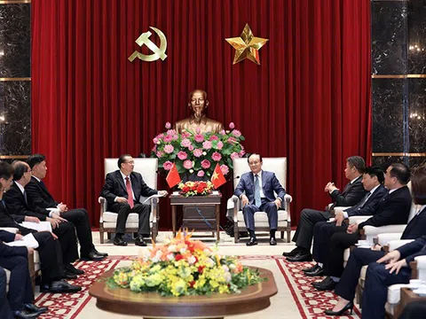 Chủ tịch HĐND Thành phố Nguyễn Ngọc Tuấn tiếp Chủ tịch Chính hiệp tỉnh Vân Nam (Trung Quốc)