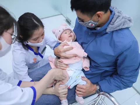 5 vaccine trẻ sơ sinh cần tiêm