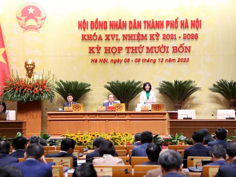 Thông qua Nghị quyết hỗ trợ nhà ở cho hộ nghèo, hộ cận nghèo theo chuẩn Thành phố
