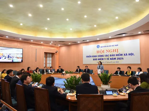 Công tác thu, phát triển người tham gia BHXH, BHYT, góp phần đảm bảo an sinh xã hội trên địa bàn Thủ đô