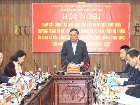 Phó Bí thư Thành ủy Nguyễn Văn Phong giám sát việc thực hiện Chương trình 08-CTr/TU tại huyện Phú Xuyên