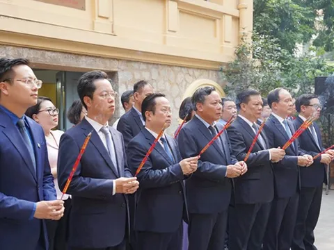 Lãnh đạo thành phố Hà Nội dâng hương tưởng niệm Tổng Bí thư Trần Phú