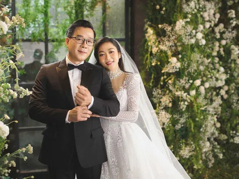 Hé lộ nguyên nhân Hà Thanh Xuân chia tay "Vua cá Koi” sau vài tháng tổ chức lễ cưới