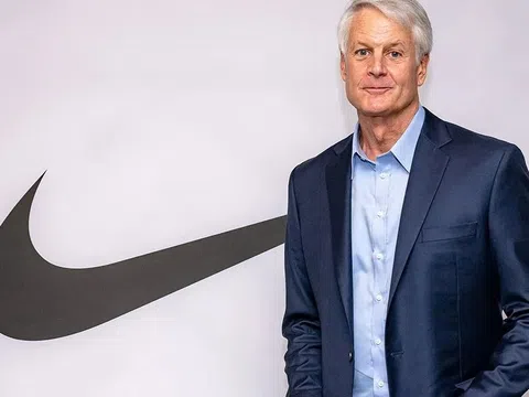 CEO Nike bất ngờ từ chức