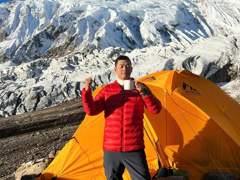 Tôi là người Việt Nam đầu tiên chinh phục đỉnh Manaslu cao 8.163 m