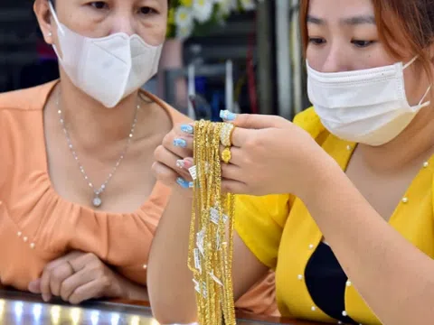 Giá vàng hôm nay, 2-10: Tăng mạnh trở lại