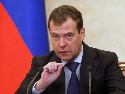 Lời tiên tri của ông Medvedev về số phận vệ tinh Mỹ sắp thành sự thật?