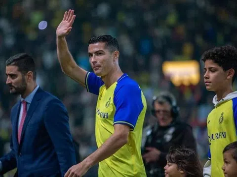 Nóng: HLV Garcia bị sa thải sau khi mắng Ronaldo và đồng đội