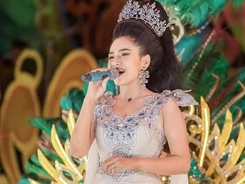 Nữ ca sĩ Thái Lan qua đời do ngã xuống bể bơi sâu 2m