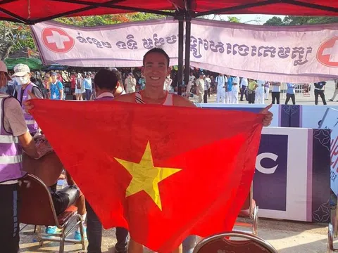 Phạm Tiến Sản giành HCV đầu tiên cho thể thao Việt Nam ngày 7/5