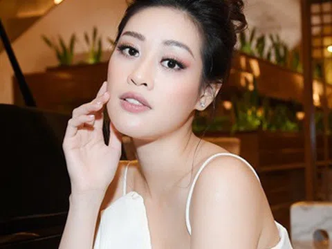 Hoa hậu Khánh Vân bức xúc gọi thẳng tên người mỉa mai cô 'ngủ 1 đêm có nhà, xe'