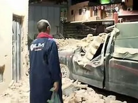 Hiện trường vụ động đất mạnh nhất thế kỷ tại Maroc: Loạt tòa nhà đổ sập trong tích tắc, ít nhất 400 người thương vong
