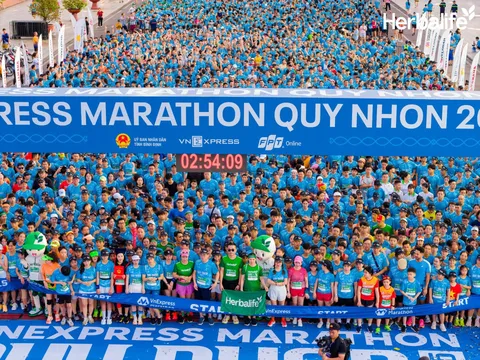 Herbalife Việt Nam đồng hành cùng giải chạy VnEpxress Marathon Quy Nhơn với hơn 12.000 người tham gia