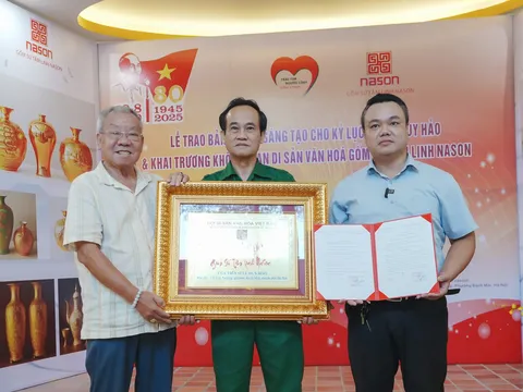 Khai trương Không gian văn hóa di sản gốm sứ Nason