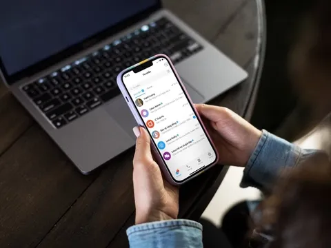 Lotus Chat vượt Zalo, Messenger, lọt top 3 app chat được tải nhiều nhất tại Việt Nam