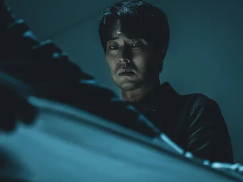 10 phim Hàn hay nhất nửa đầu 2025: So Ji Sub gây sốt toàn cầu, số 1 xứng danh tuyệt phẩm nhân gian
