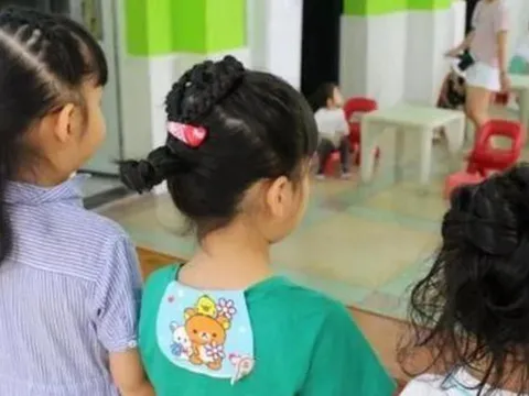 Giáo viên 25 năm phán: Không phải tâm linh nhưng nhìn vào tóc của một bé gái, tôi biết tương lai em sướng hay khổ