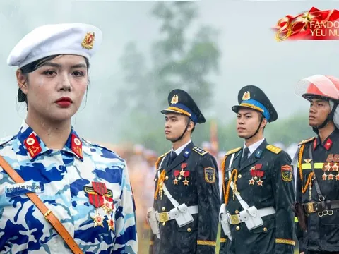 Những khung hình đầy kiêu hãnh của buổi tổng hợp luyện A80 dưới cơn mưa trắng trời