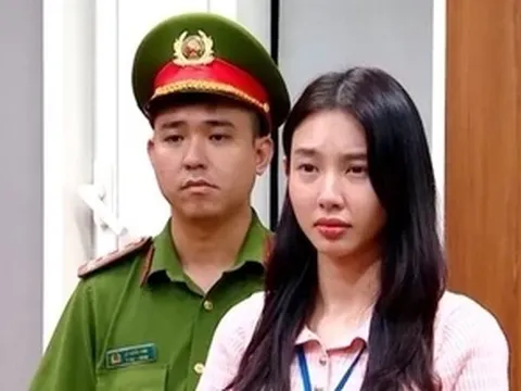 Truy tố hoa hậu Thùy Tiên về tội 'Lừa dối khách hàng'