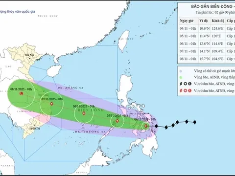 Bão Kalmaegi tăng cấp, tiếp tục hướng về khu vực giữa Biển Đông