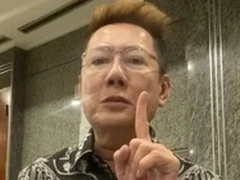 Ông Nawat trả giá