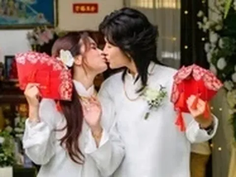 Hai cô gái hẹn hò từ cấp 2, cưới sau 15 năm yêu nhau gây sốt