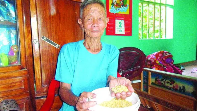 Vua mì tôm Việt Nam - Suốt hơn 30 năm chỉ ăn mì tôm mà vẫn khỏe mạnh bình thường