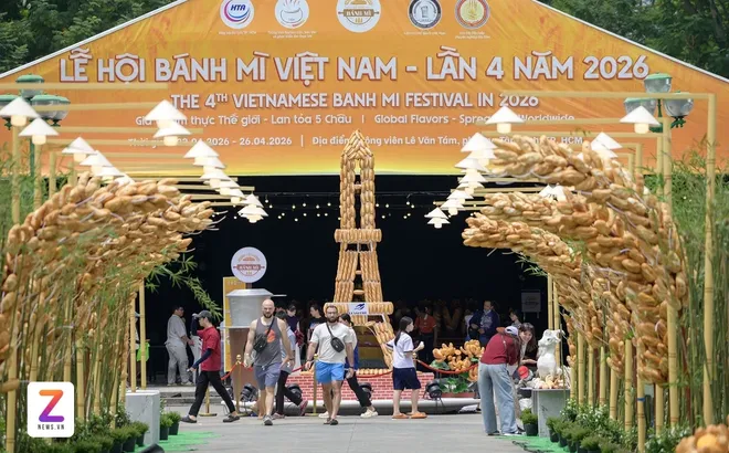 Khách Tây 'không ngờ bánh ngon đến thế' tại Lễ hội Bánh mì ở TP.HCM